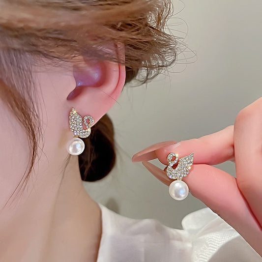 Swan Pearl Earrings