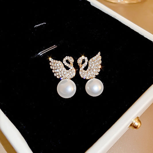 Swan Pearl Earrings